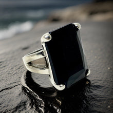 Load image into Gallery viewer, The Urban Charm Jet Black Crystal Signature Statement Ring