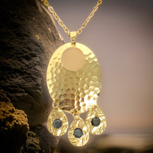 Load image into Gallery viewer, Hammered Jet Black Chandelier Necklace