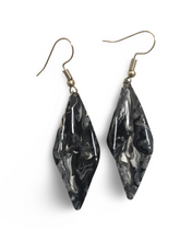 Load image into Gallery viewer, Hand Painted Black & White Marbleized Hammered Wavy Dangle Earrings