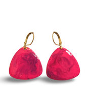 Load image into Gallery viewer, Pink & Purple Hand Painted Marbleized Guitar Pick Earrings