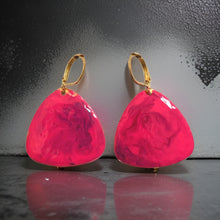 Load image into Gallery viewer, Pink & Purple Hand Painted Marbleized Guitar Pick Earrings