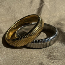 Load image into Gallery viewer, Veronica Bracelet - 15mm
