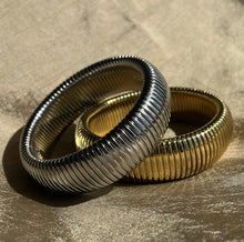 Load image into Gallery viewer, Veronica Bracelet - 20mm
