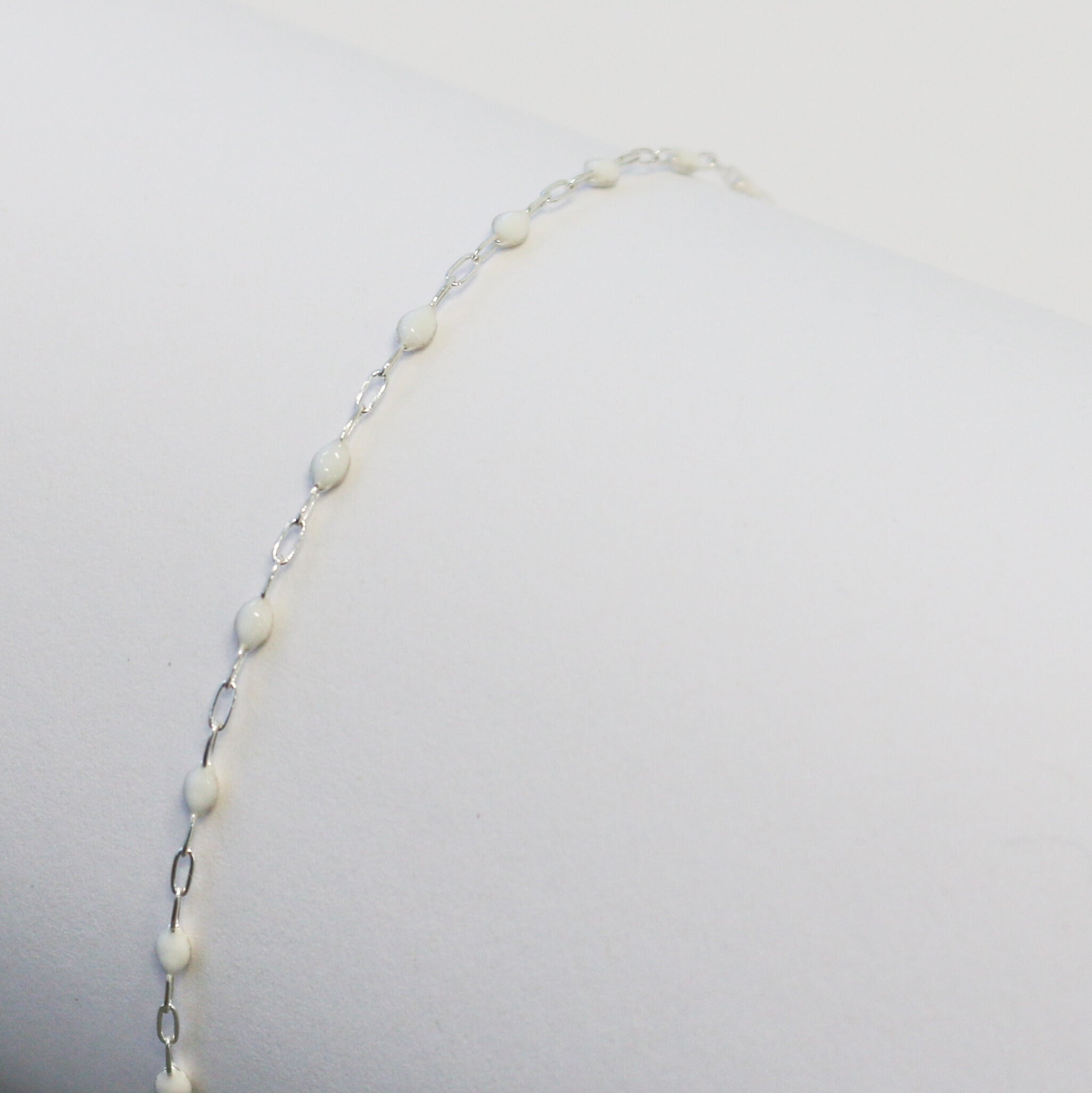 Silvia Permanent Jewelry Chain, White Enamel Design, Cable Links, Available in Gold Filled and Sterling Silver