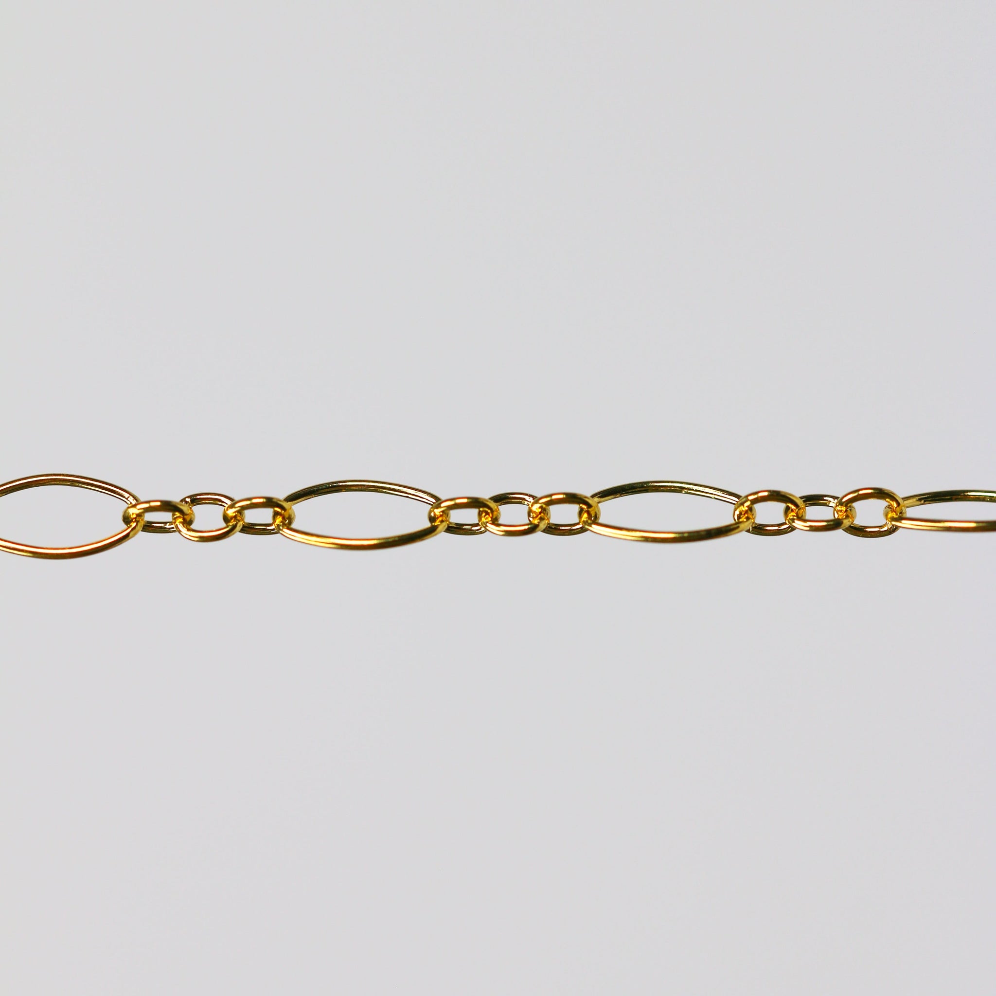 Aspen Permanent Jewelry Chain, Oval Design, Long and Small Links, Available in Gold Filled and Silver