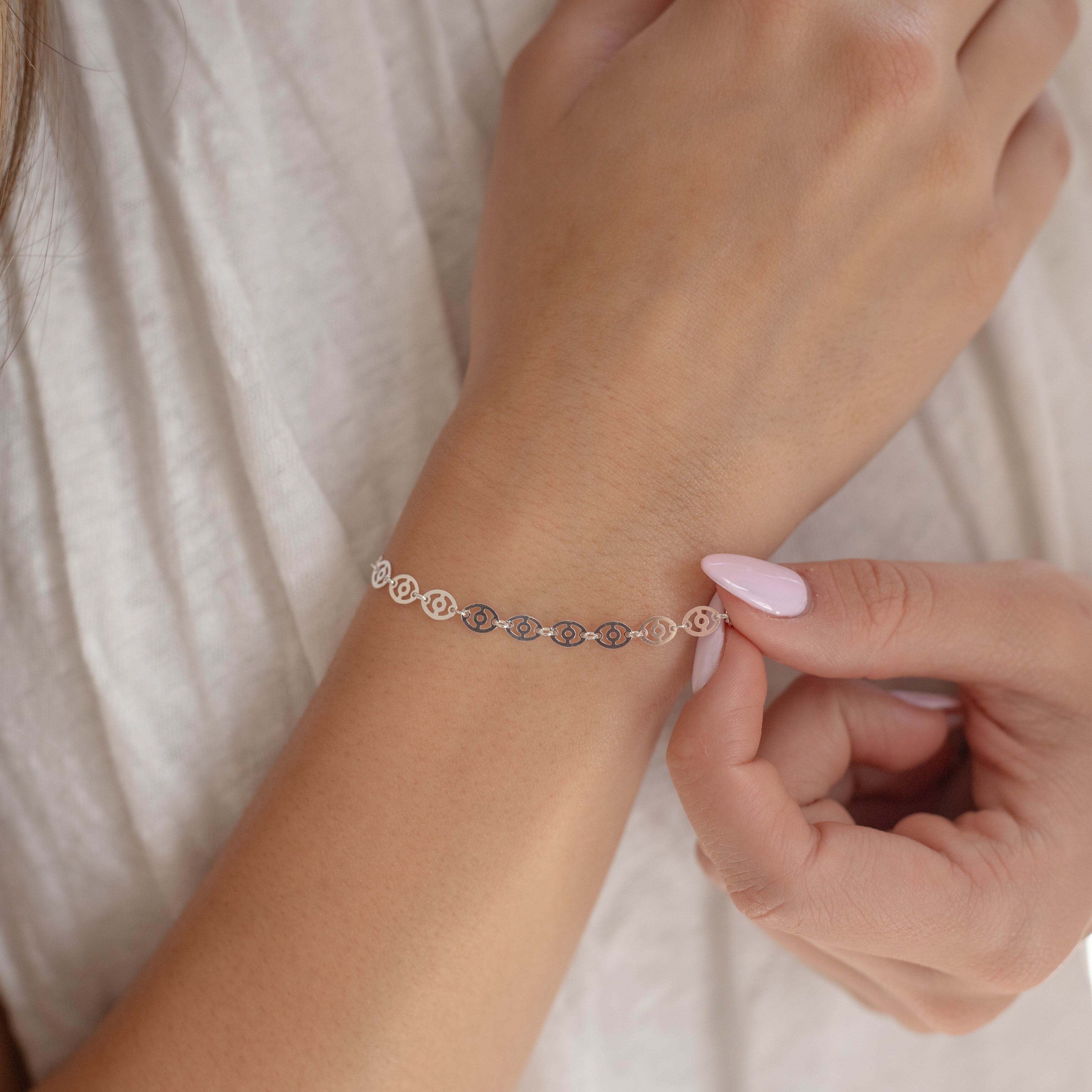 Carlotta Permanent Jewelry Chain, Oval Disc Design, Oval Small Hole Links, Available in Sterling Silver