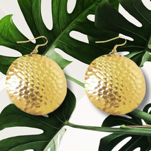Load image into Gallery viewer, Gold Hammered Circle Earrings
