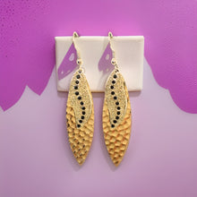 Load image into Gallery viewer, Navette Sun Rays Earrings
