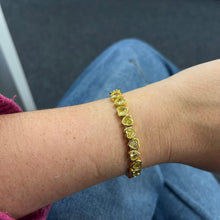 Load image into Gallery viewer, Stretchy Bezel Heart Bracelet Canary
