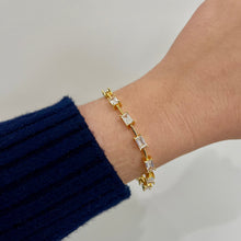 Load image into Gallery viewer, Selena Tennis Bracelet

