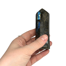 Load image into Gallery viewer, Labradorite Point
