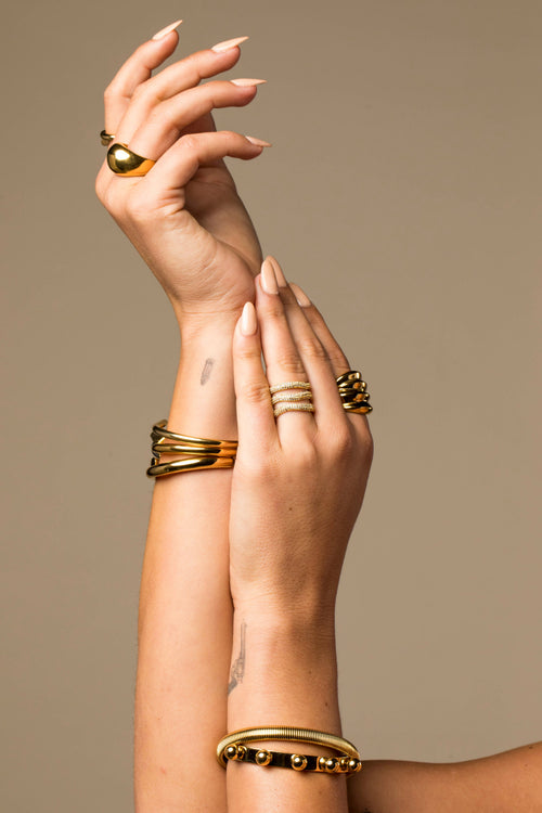 Elle Pave Ring