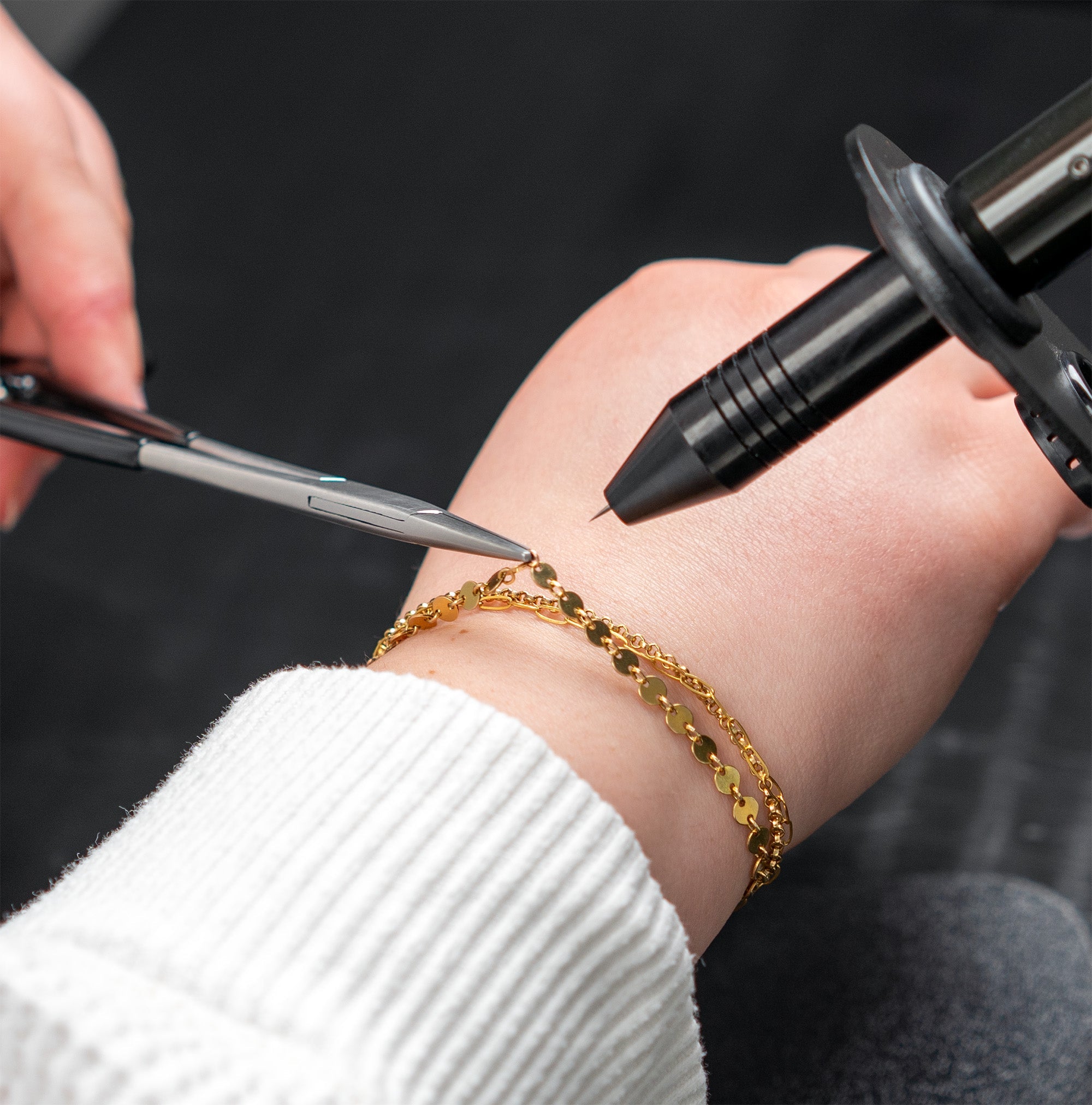 Sunstone Grounded Hemostat Locking Pliers for Your Permanent Jewelry Welder™