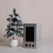 Load image into Gallery viewer, Mistletoe Motif - Orion mPulse® Vinyl Cover
