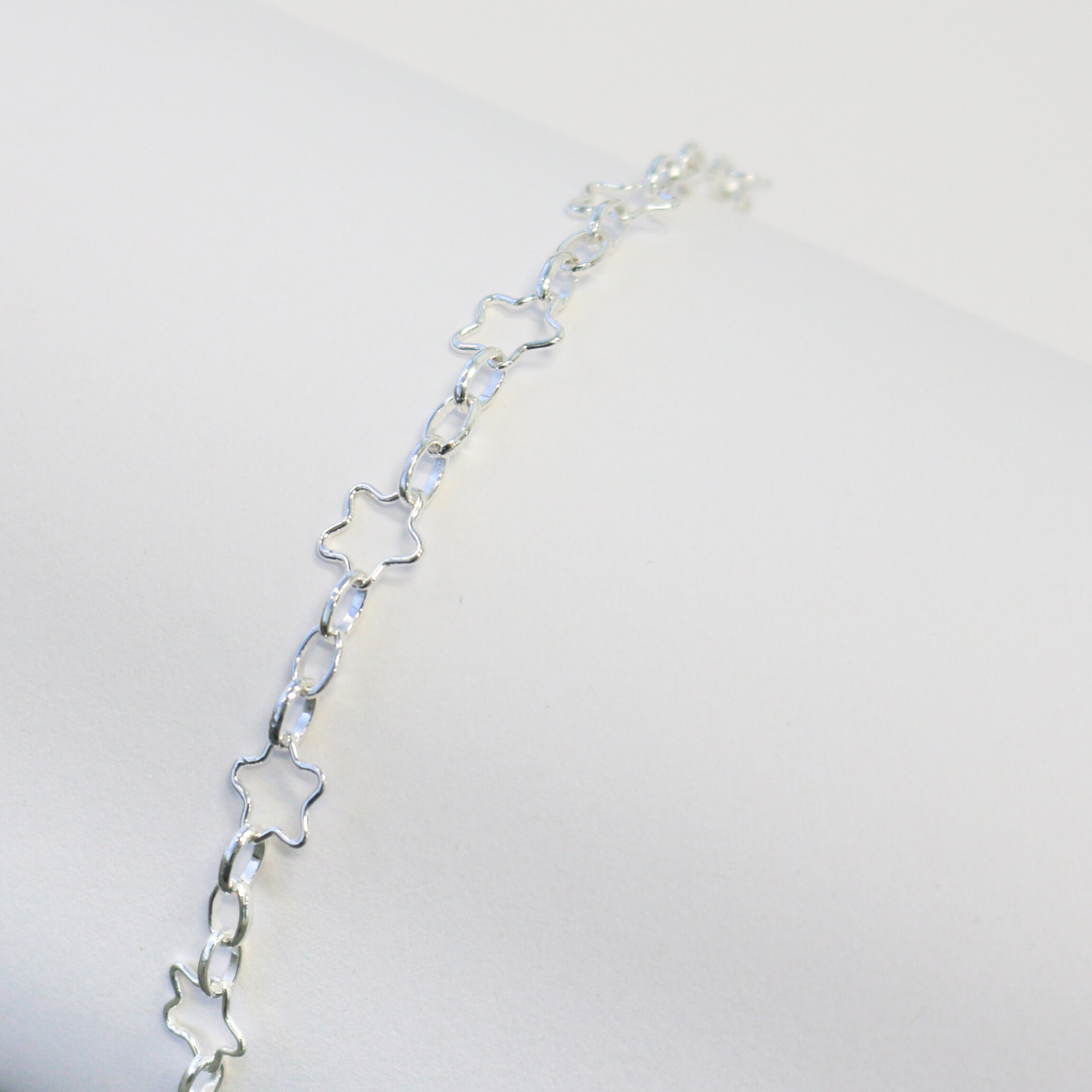 Stella Permanent Jewelry Chain, Star Design, Alternating Oval Links, Available in Gold Filled and Sterling Silver