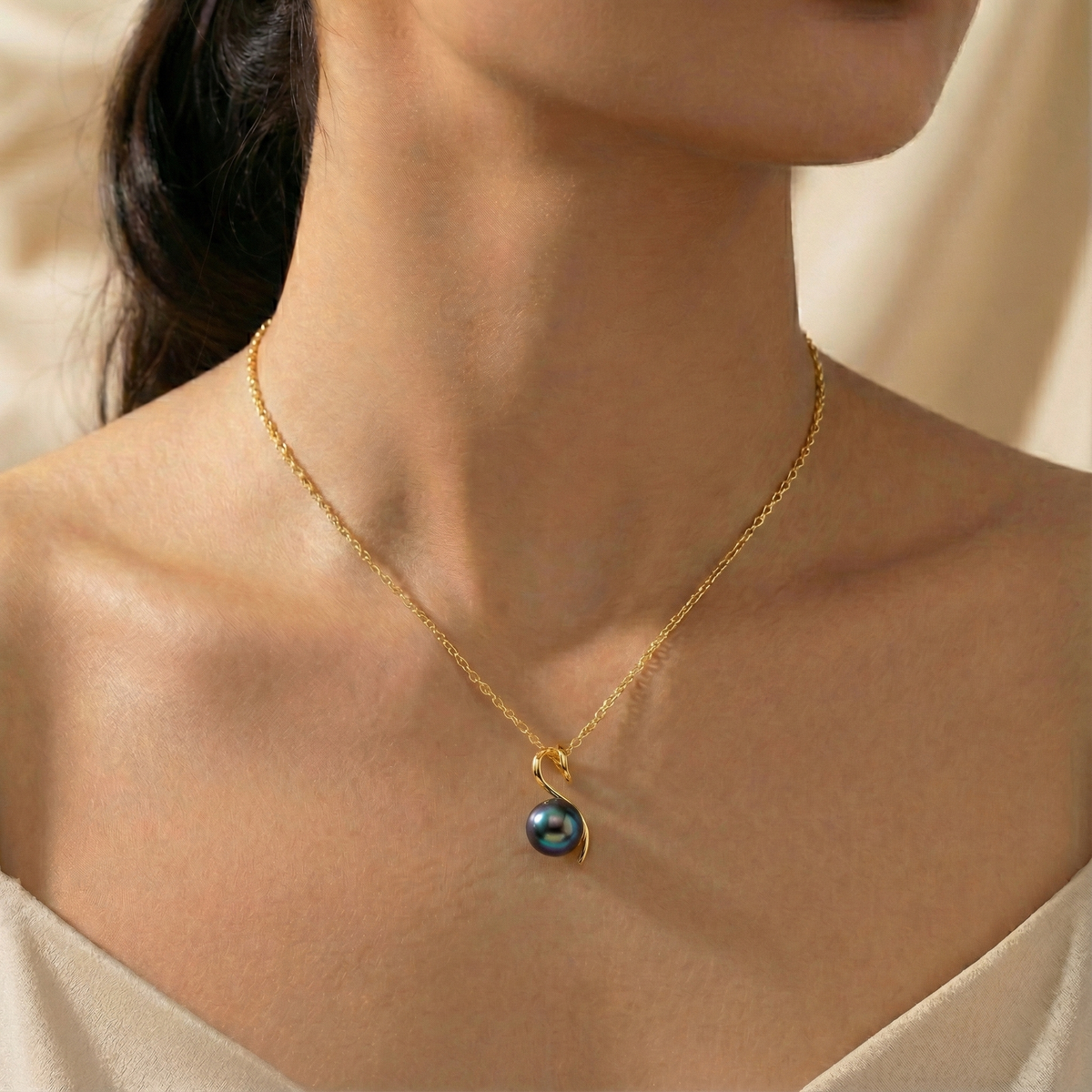 Tahitian Black Pearl Twist Necklace